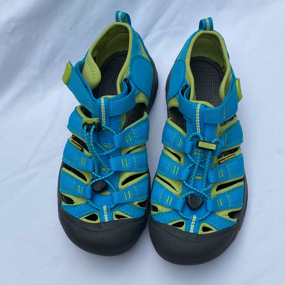 Keen Newport H2 Youth 5 Hawaiin Blue and Green Glow Outdoor Sandals NWB